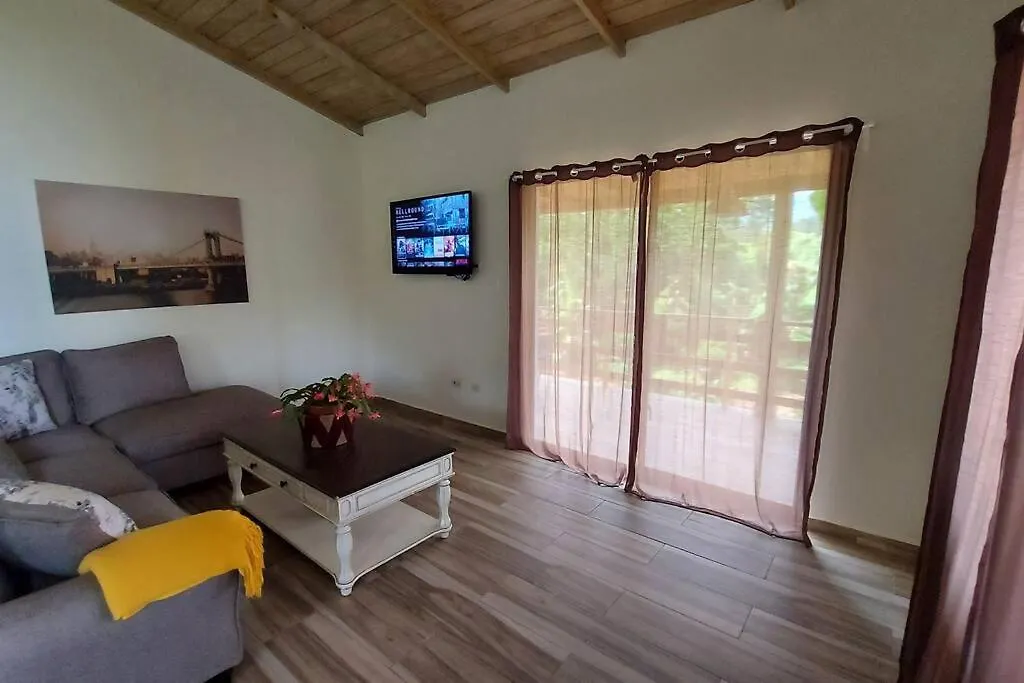 Cabana Vista A Las Montanas De Manabao República Dominicana