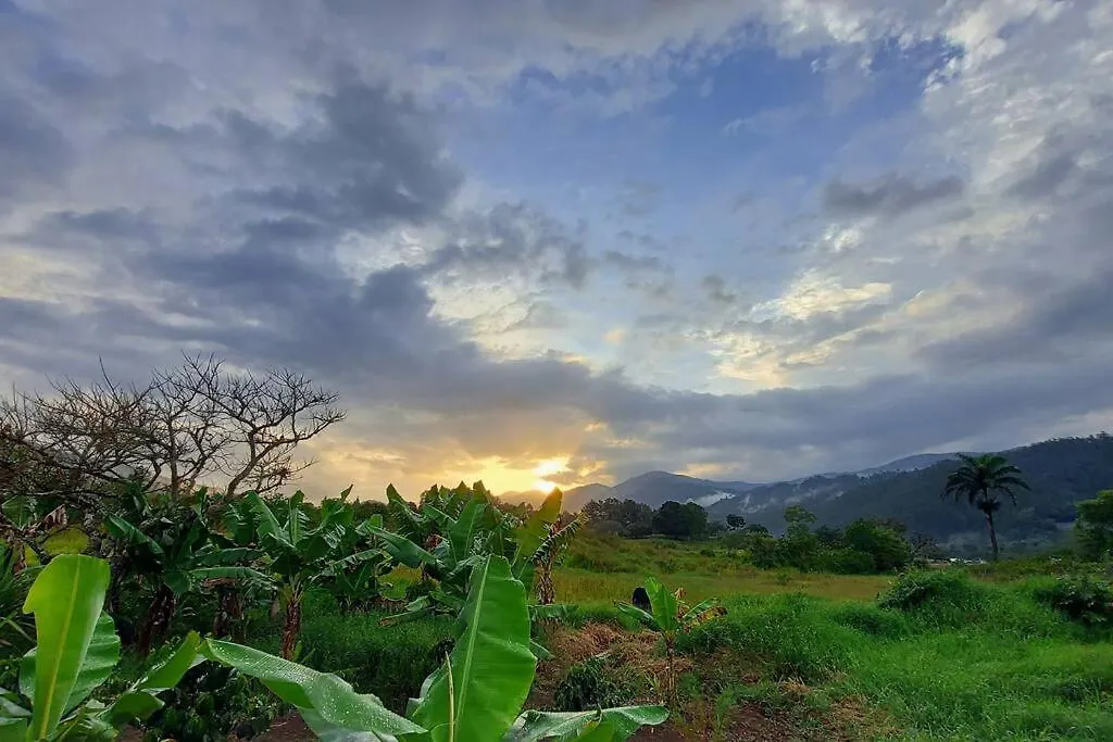 Сasa de vacaciones Cabana Vista A Las Montanas De Manabao República Dominicana